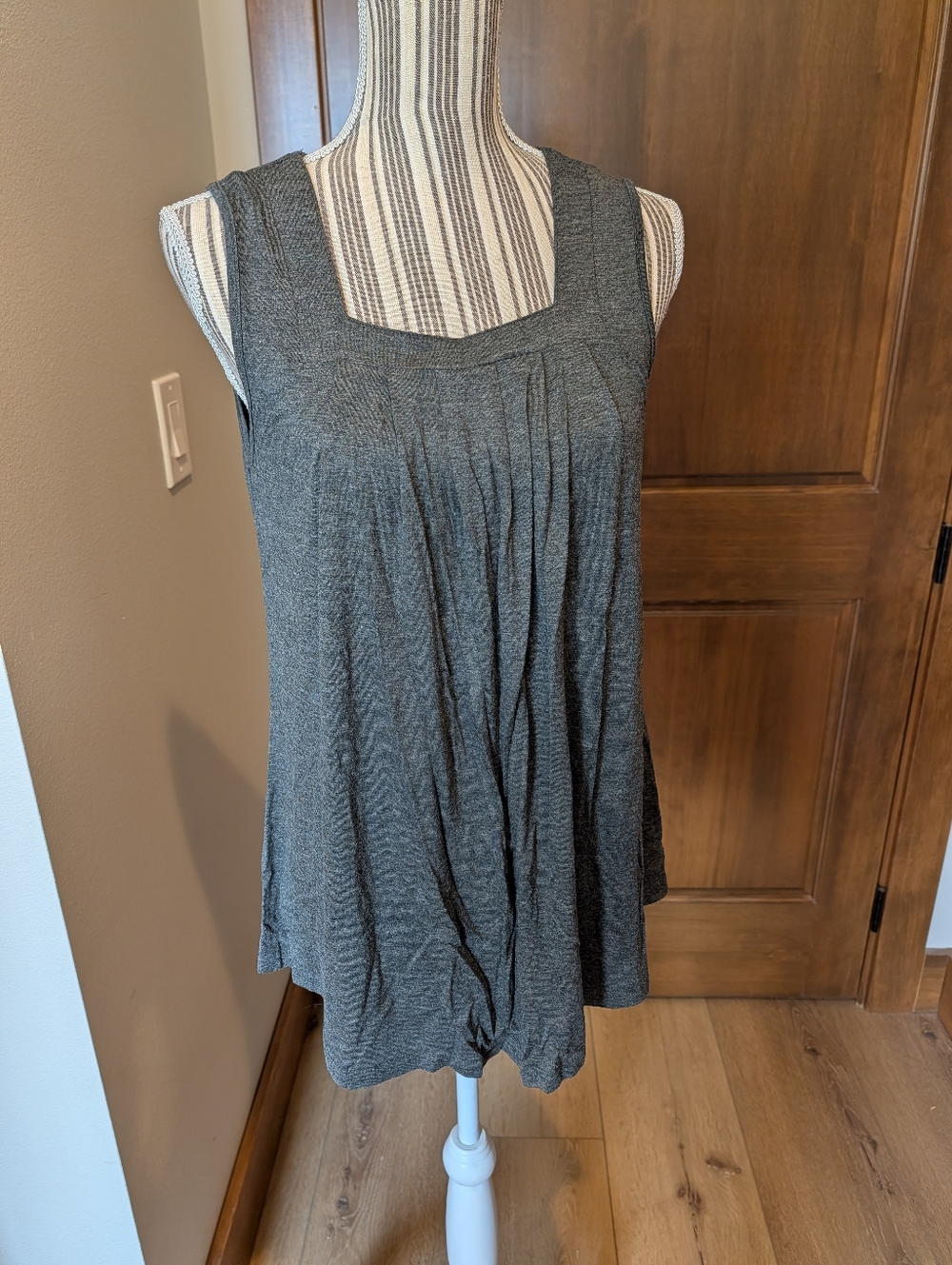 Sleeveless Grey Pleated Swing Tank Top